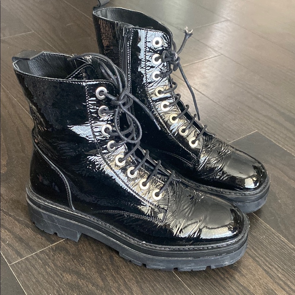 L'INTERVALLE Black Patent Leather Combat Boots